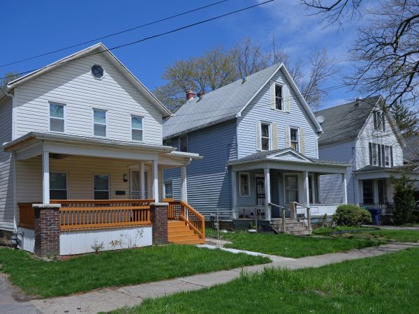 Professional Metal Siding Repair